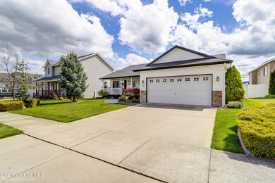 2+ CAR GARAGE
