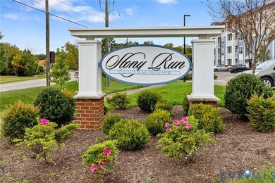 10520 Stony Bluff Dr unit 101, Ashland, VA 23005 - photo 2