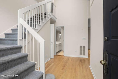 40 Ettl Ln unit 1, Greenwich, CT 06831 - photo 2