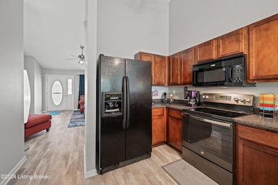 6833 Arbor Manor Way, Louisville, KY 40228 - photo 7