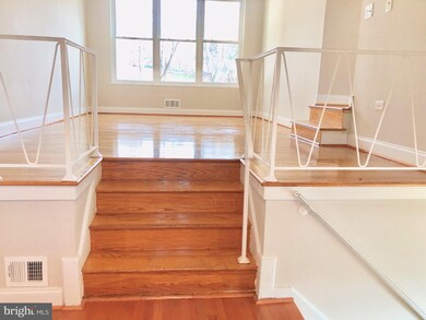 14011 London Ln, Rockville, MD 20853 - photo 2