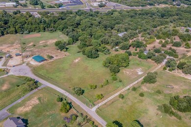 322 Pine Bluff Ln, Springtown, TX 76082 - photo 2