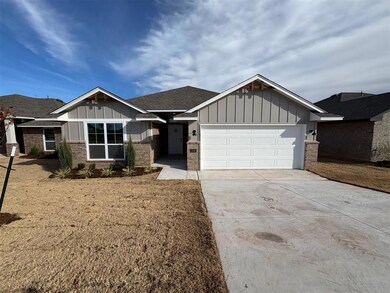2508 Marsh Ln, Midwest City, OK 73130 - photo 2