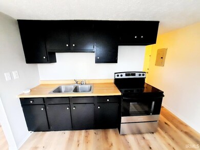 1807 W Adams St, Muncie, IN 47303 - photo 6