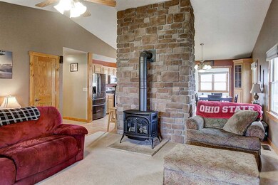 606 Blakewood Ct, Ossian, IN 46777 - photo 2