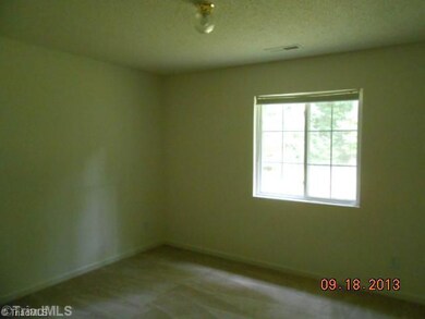 3305 Wiliton Way, High Point, NC 27260 - photo 7