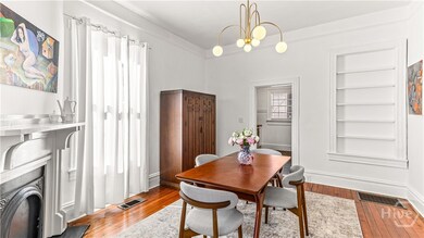 319 E Anderson St unit A, Savannah, GA 31401 - photo 4