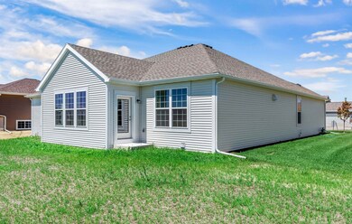 435 Peterson Trail, Oregon, WI 53575 - photo 4