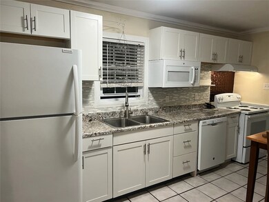 29 Dan St, Warwick, RI 02889 - photo 4