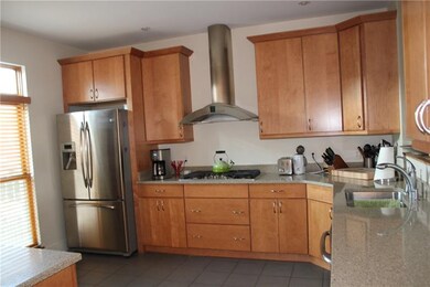 1850 Riverside Mews unit 20, Pittsburgh, PA 15203 - photo 3