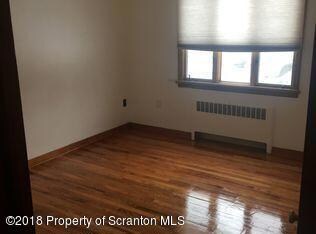 150 Chestnut St, Dunmore, PA 18512 - photo 4