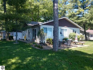 135 S Huron Rd, Au Gres, MI 48703 - photo 2