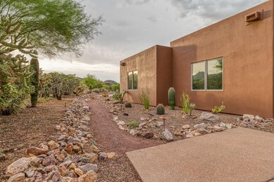 4894 W Saguaro Cliffs Drive