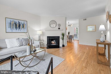 2715 S Walter Reed Dr unit B, Arlington, VA 22206 - photo 6