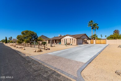 4934 W Whispering Wind Dr, Glendale, AZ 85310 - photo 5