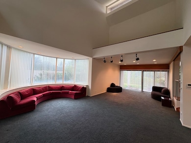 4805 Quail Creek Dr, Great Bend, KS 67530 - photo 2