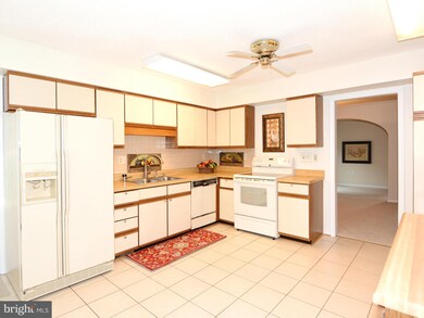 2616 Quiet Water Cove unit 2, Annapolis, MD 21401 - photo 7