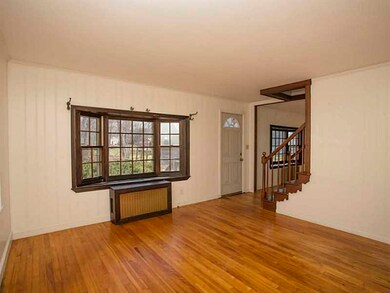 36 Phyllis St, Dracut, MA 01826 - photo 5