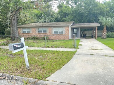 5007 Bilken Dr E, Jacksonville, FL 32210 - photo 2