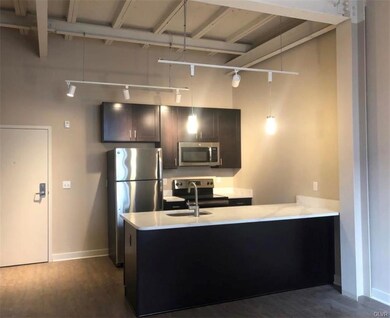 124 W Union Blvd unit 201, Bethlehem, PA 18018 - photo 2