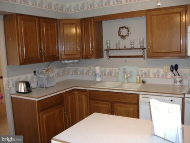 1699 Brimfield Cir, Sykesville, MD 21784 - photo 7