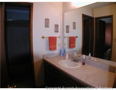 Master Bath/Spa.