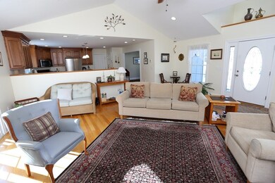 27 San Souci Dr, South Hadley, MA 01075 - photo 4