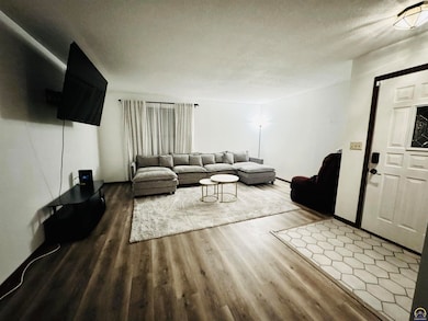 2926 SW Arrowhead Rd, Topeka, KS 66614 - photo 4