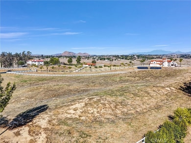 36335 Vía Burgandy, Temecula, CA 92592 - photo 3