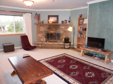 735 W 10th St, Sheridan, WY 82801 - photo 7