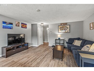 2634 34th Ave, Longview, WA 98632 - photo 5