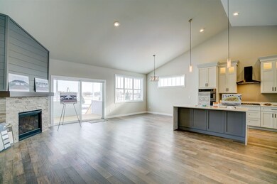 5160 E Cheryl Pkwy, Fitchburg, WI 53711 - photo 3