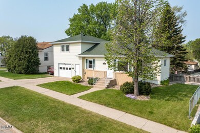 908 N 14th St MLS-9