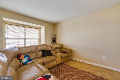 6807 Avalon Isle Way, Gainesville, VA 20155 - photo 5