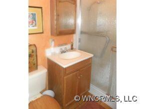 83 Odonald Rd, Asheville, NC 28806 - photo 6