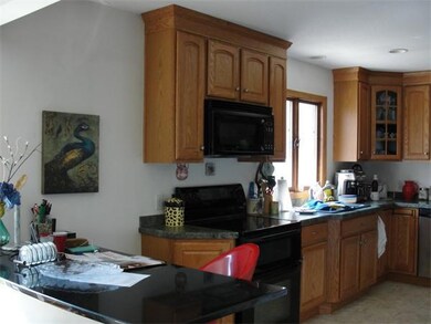 128 Williams St, Ludlow, MA 01056 - photo 5