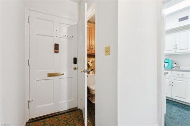 477 Bridge St unit 5F, Hampton, VA 23669 - photo 7