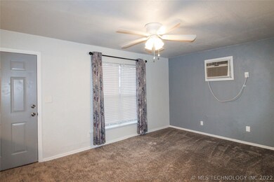 205 S 5th St, Eufaula, OK 74432 - photo 4