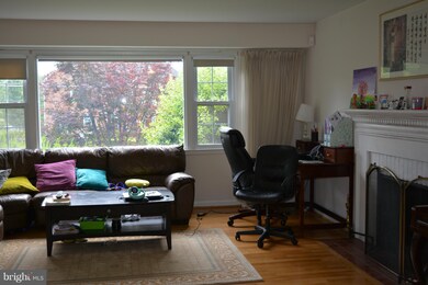 942 Dead Run Dr, McLean, VA 22101 - photo 4