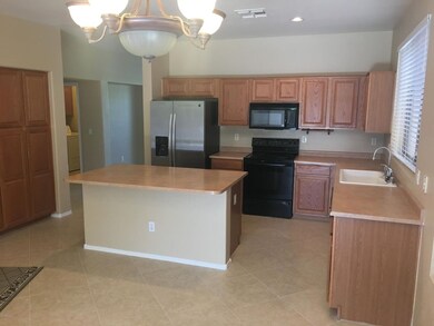 6746 Kitchen 3