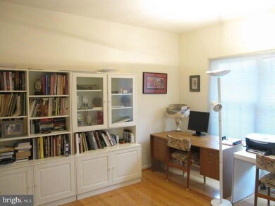 1287 Gatesmeadow Way, Reston, VA 20194 - photo 7