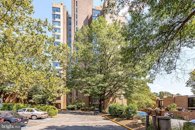 11400 Washington Plaza W unit 103, Reston, VA 20190 - photo 3