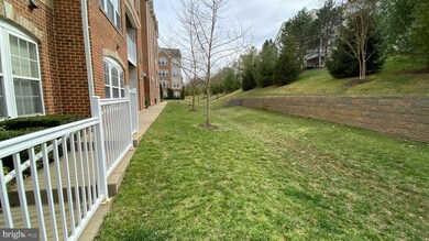 1011 Samantha Ln unit 5-102, Odenton, MD 21113 - photo 4
