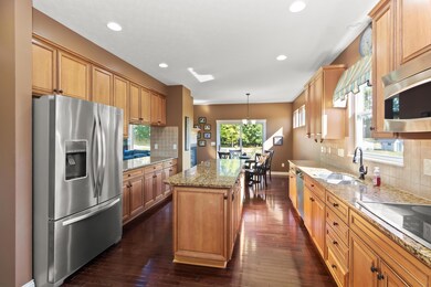 7485 Upper Cambridge Way (4)