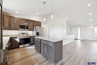 1725 E 9th St, Hickman, NE 68372 - photo 7