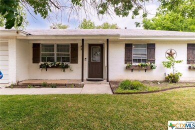 927 Willowbrook St, Copperas Cove, TX 76522 - photo 2