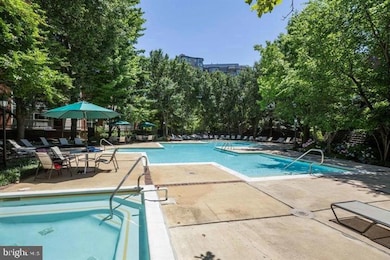 1504 Lincoln Way unit 121, McLean, VA 22102 - photo 2