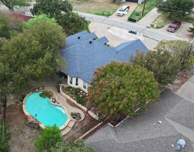 6515 Circo Dr, Granbury, TX 76049 - photo 2