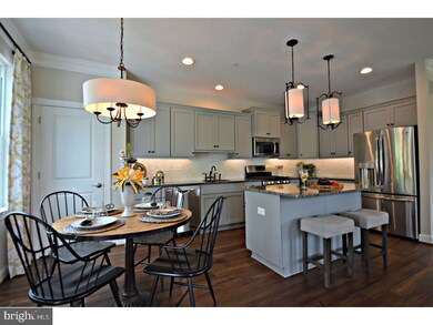 101 Mainland Square Dr, Harleysville, PA 19438 - photo 5