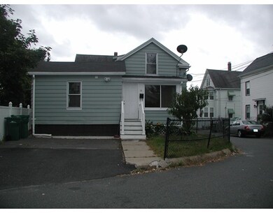 18 Elizabeth St, Lynn, MA 01905 - photo 2